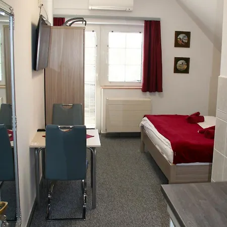 Napsugar Vendeghaz 4br Balatonfüred