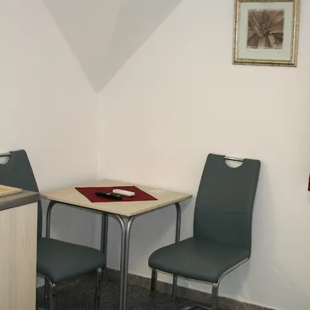 Napsugar Vendeghaz 4br Balatonfüred